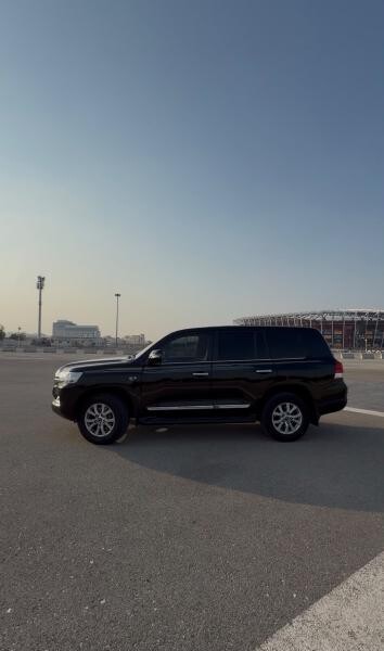 LAND CRUISER VXR 2018 223KM QR122K - 3