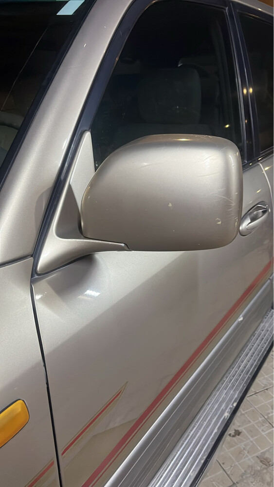 مطلووب مراياء يمين لون ذهبي - 1