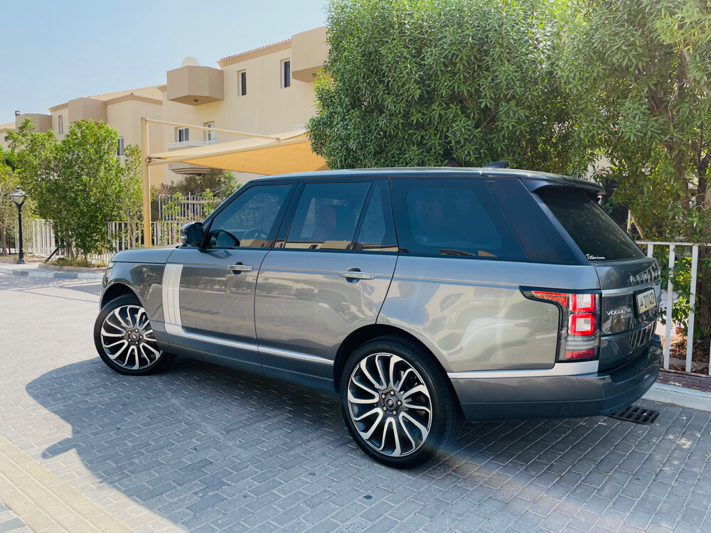 RANGE ROVER - 3