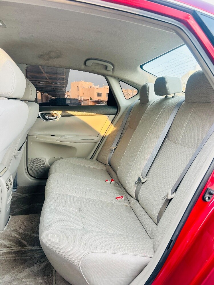 Nissan Sentra 2015 - 10