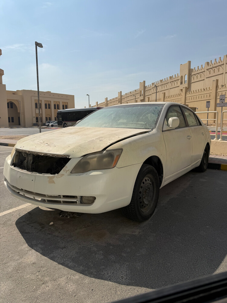 Toyota Avalon  - 2
