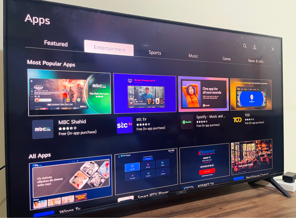 LG 55 Inch UHD AI UA85 4K Smart TV - 2