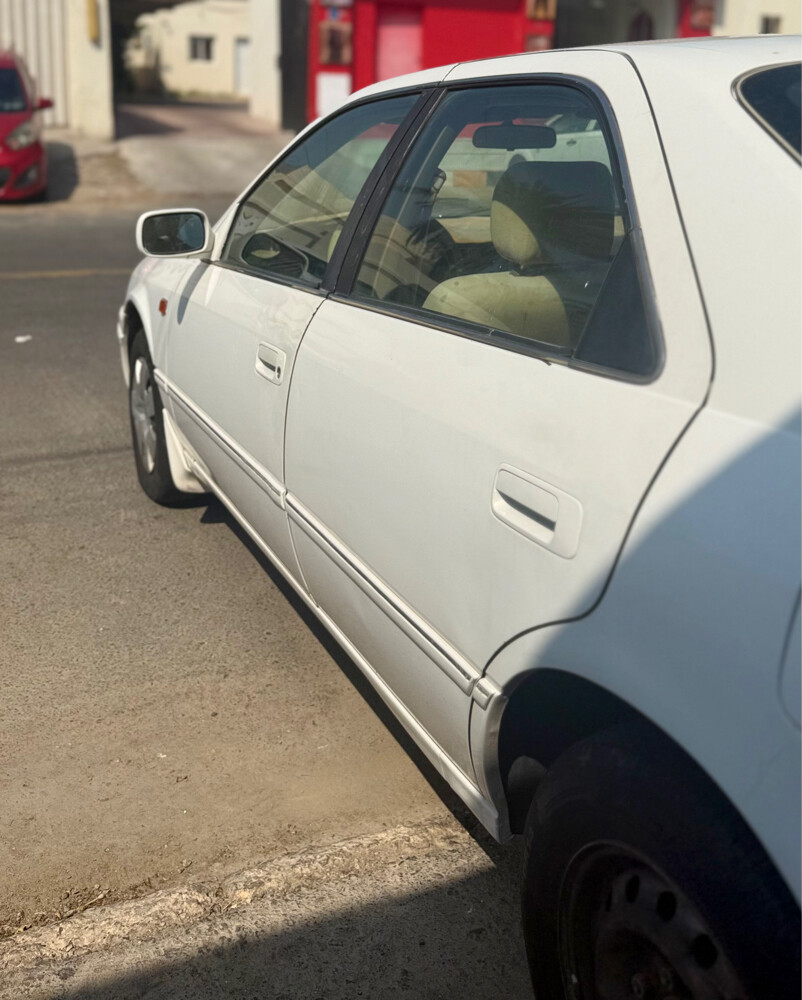 camry model 1999 in good condition  - 5