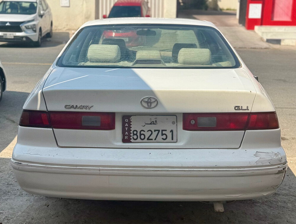 camry model 1999 in good condition  - 4