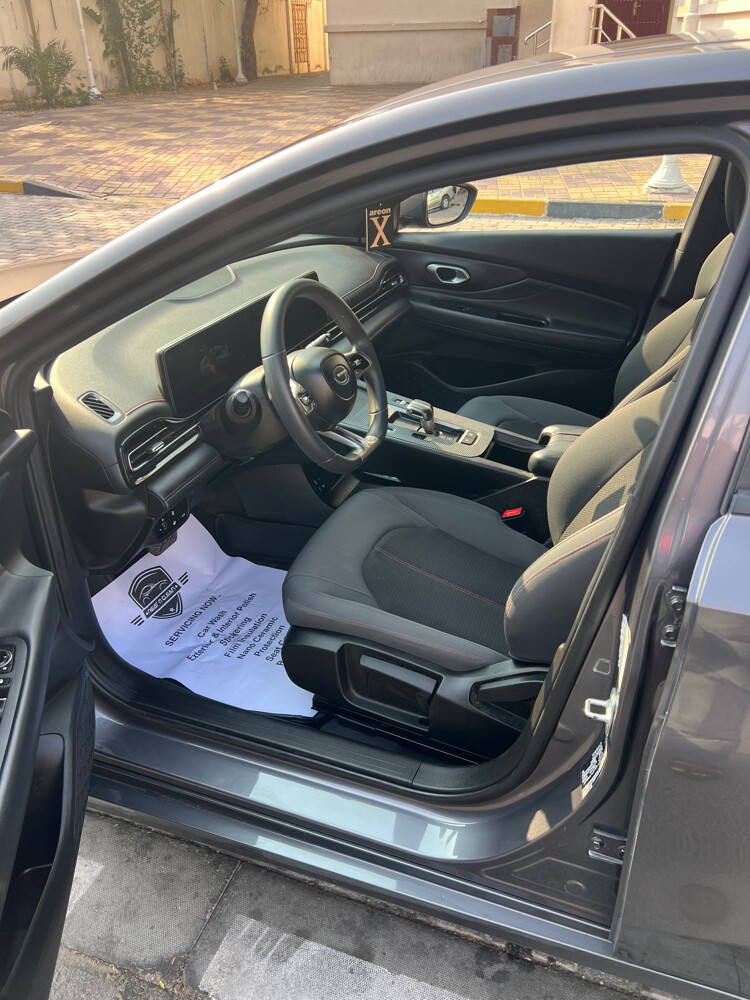 Buy luxuries vehicle enjoy life - 3