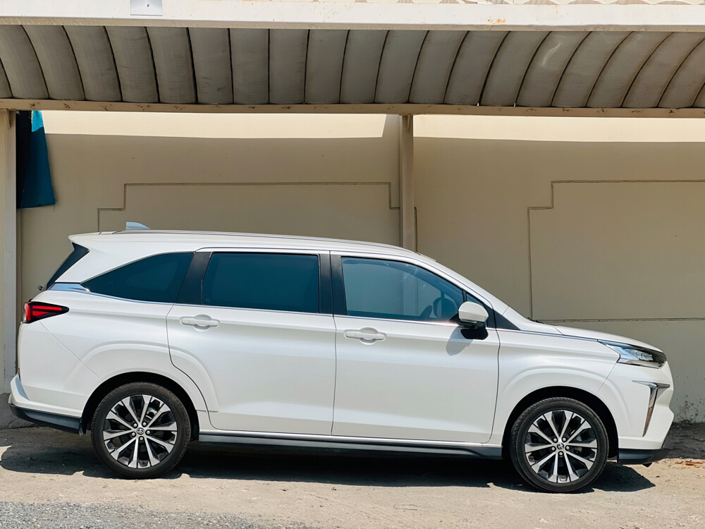 TOYOTA VELOZ 2024 - 6
