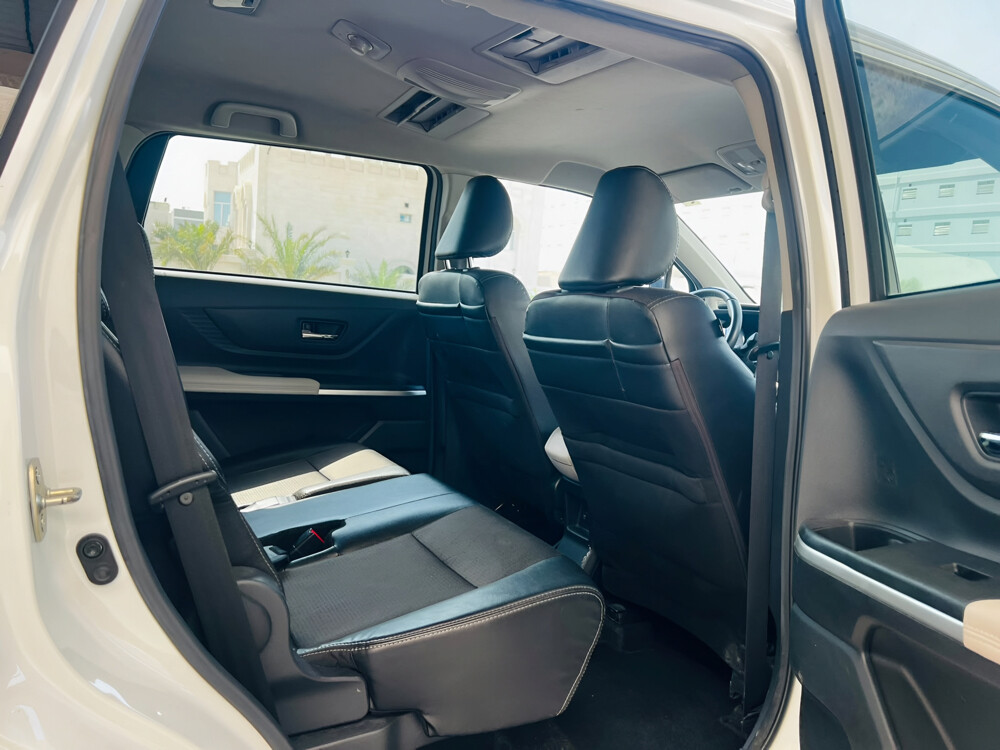 TOYOTA VELOZ 2024 - 9