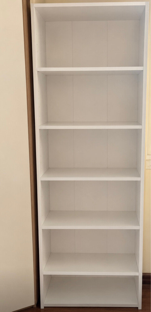 مكتبة بيضاء للبيع - 1