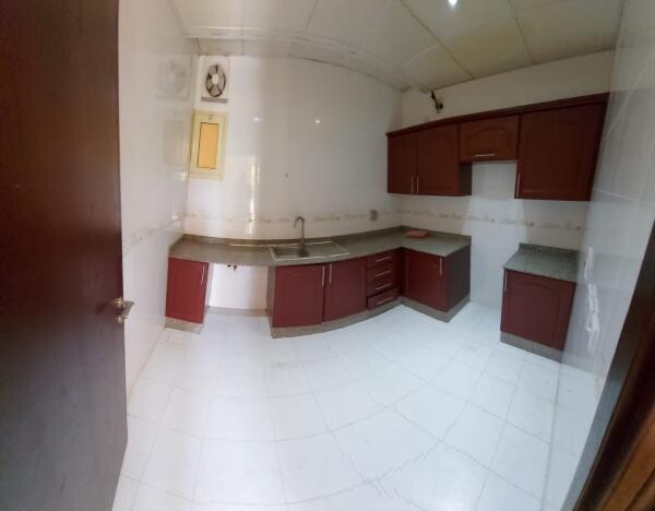 Apartments for rent in building 3bh - 5