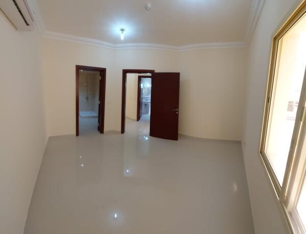 Apartments for rent in building 3bh - 8