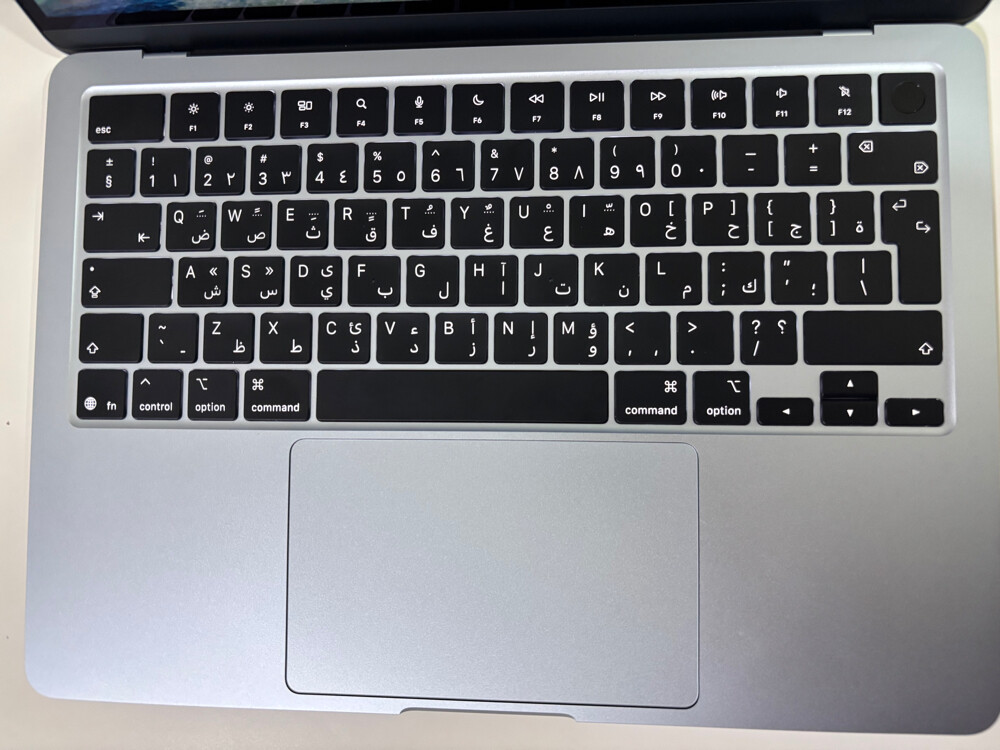 MacBook Air M4 13-inch - 8