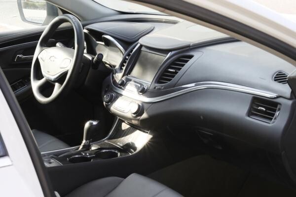 CHEVROLET - IMPALA - 10