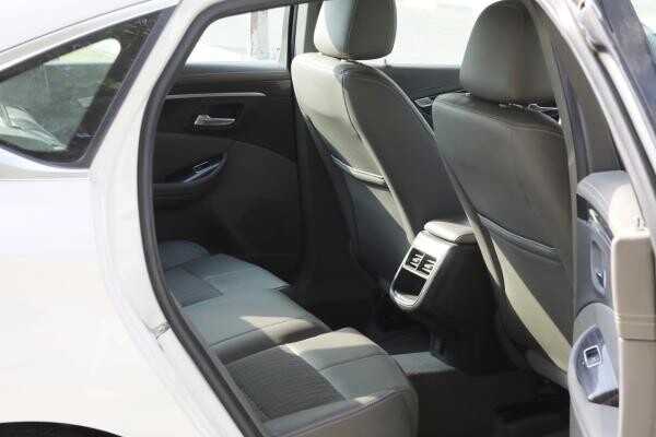 CHEVROLET - IMPALA - 7
