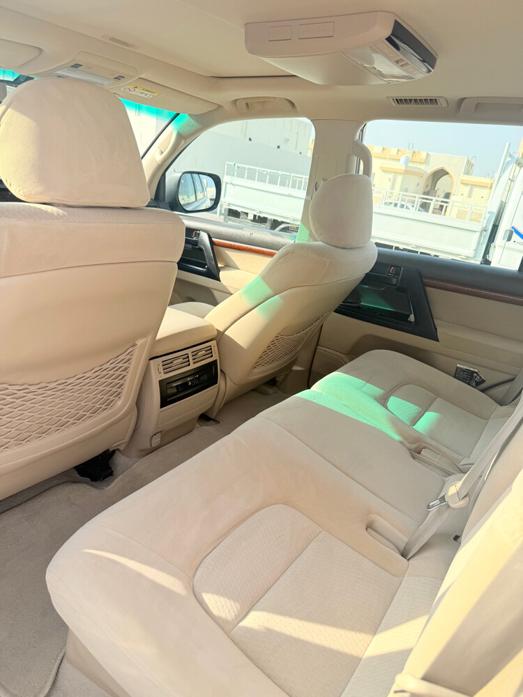 Toyota Land Cruiser 2014 GXR V8 - 9