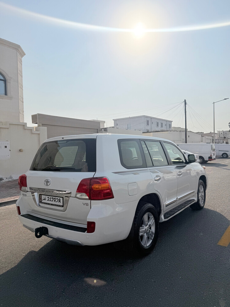 Toyota Land Cruiser 2014 GXR V8 - 4