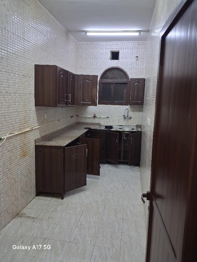 شقه للايجار - 4