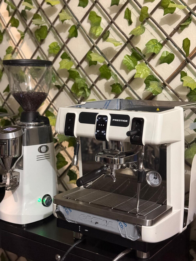 Lamarzocco Coffee Grinder - 17