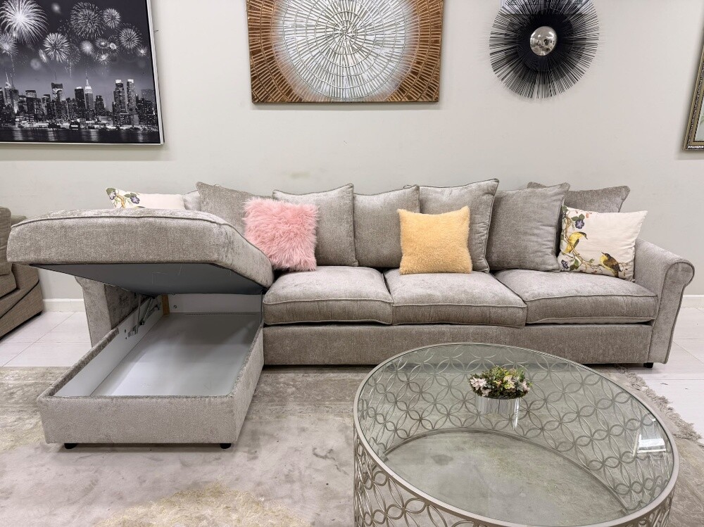 luxury brand new condition sofa sal - 13