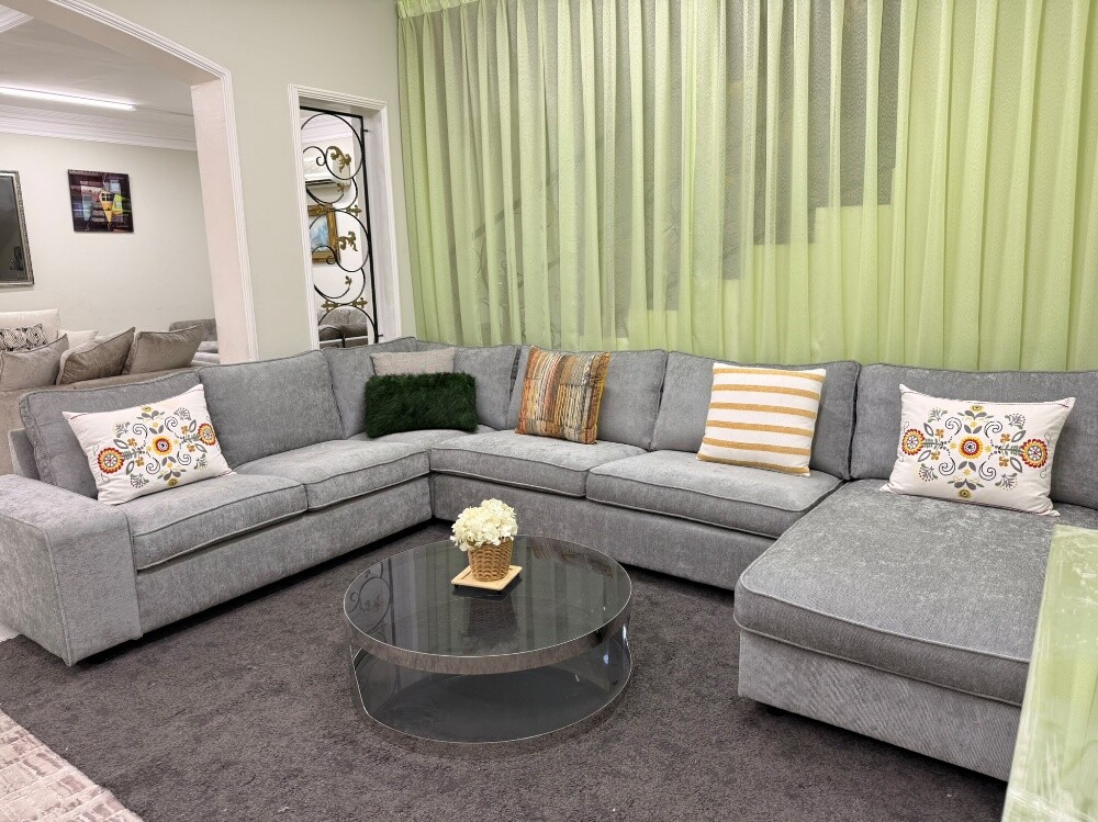 luxury brand new condition sofa sal - 26