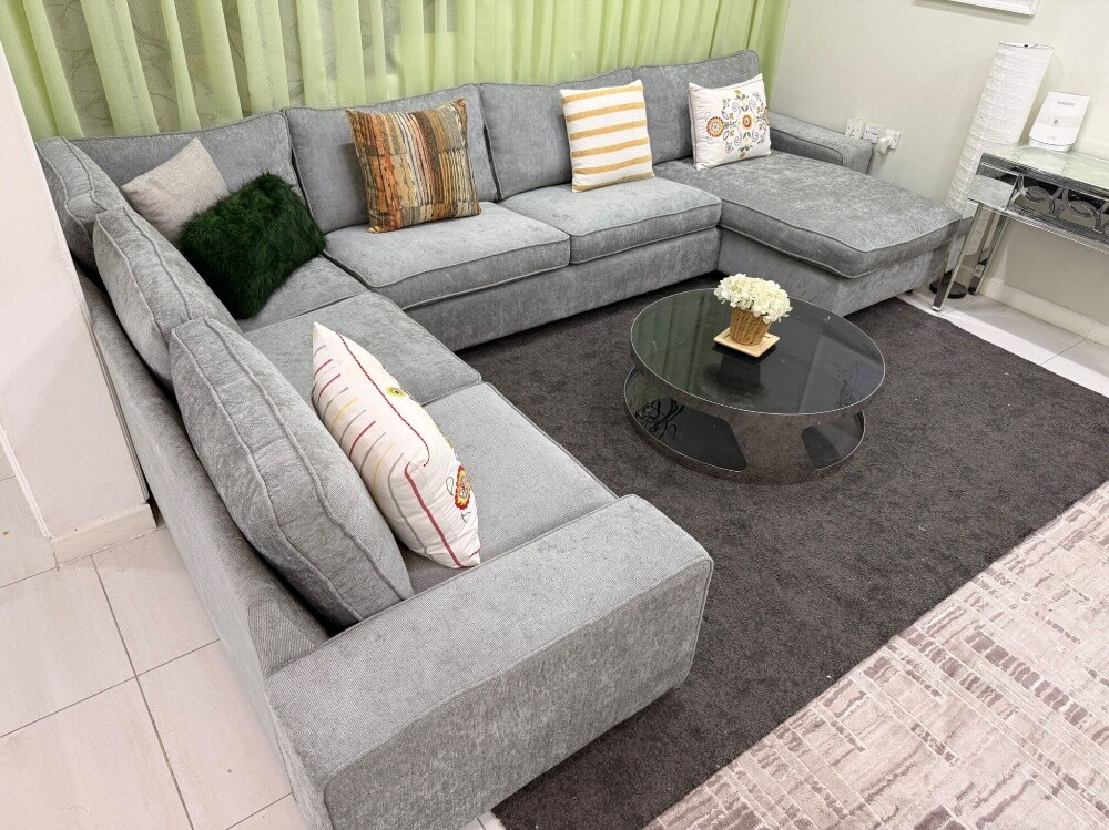 luxury brand new condition sofa sal - 9