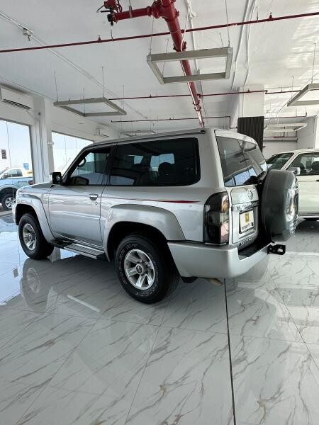 نيسان سفاري باب اتوماتيك 2015 - 12