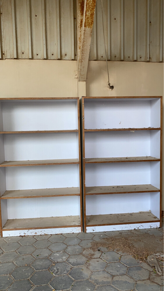 مكتبه للبيع او استعملات اخرى  - 1