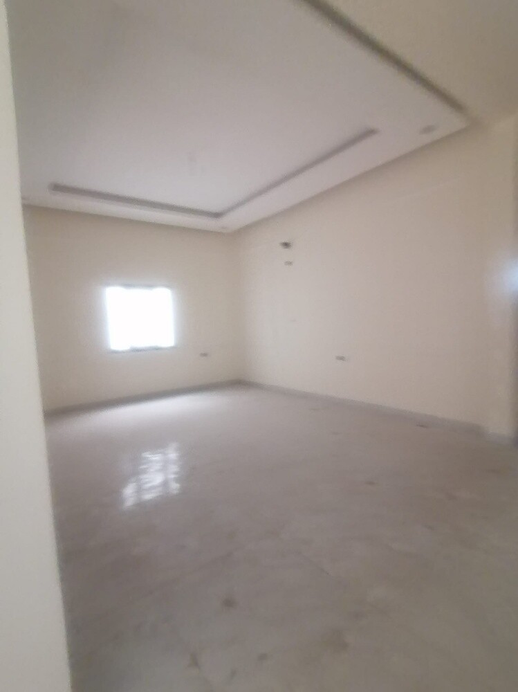 فلا للبيع - 2