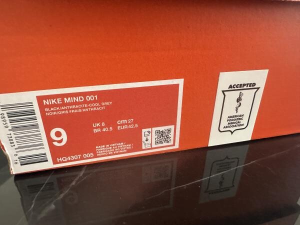 Nike air Mind 001 size 9 - 3