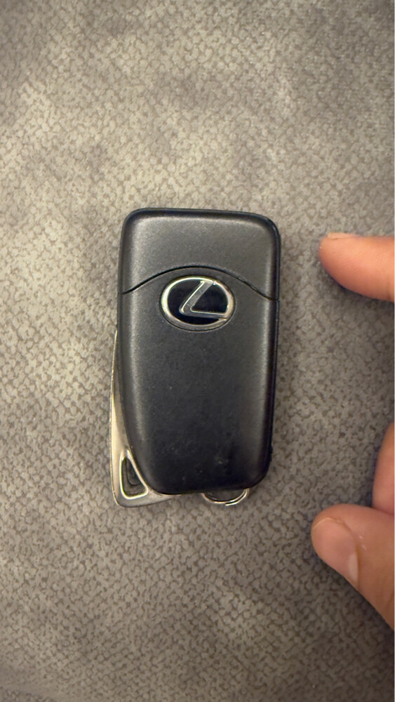 For sale: an original 2021 Lexus - 1