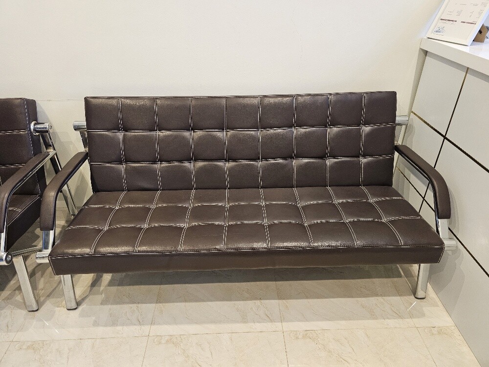 Very nice leather sofa set for sale - 2