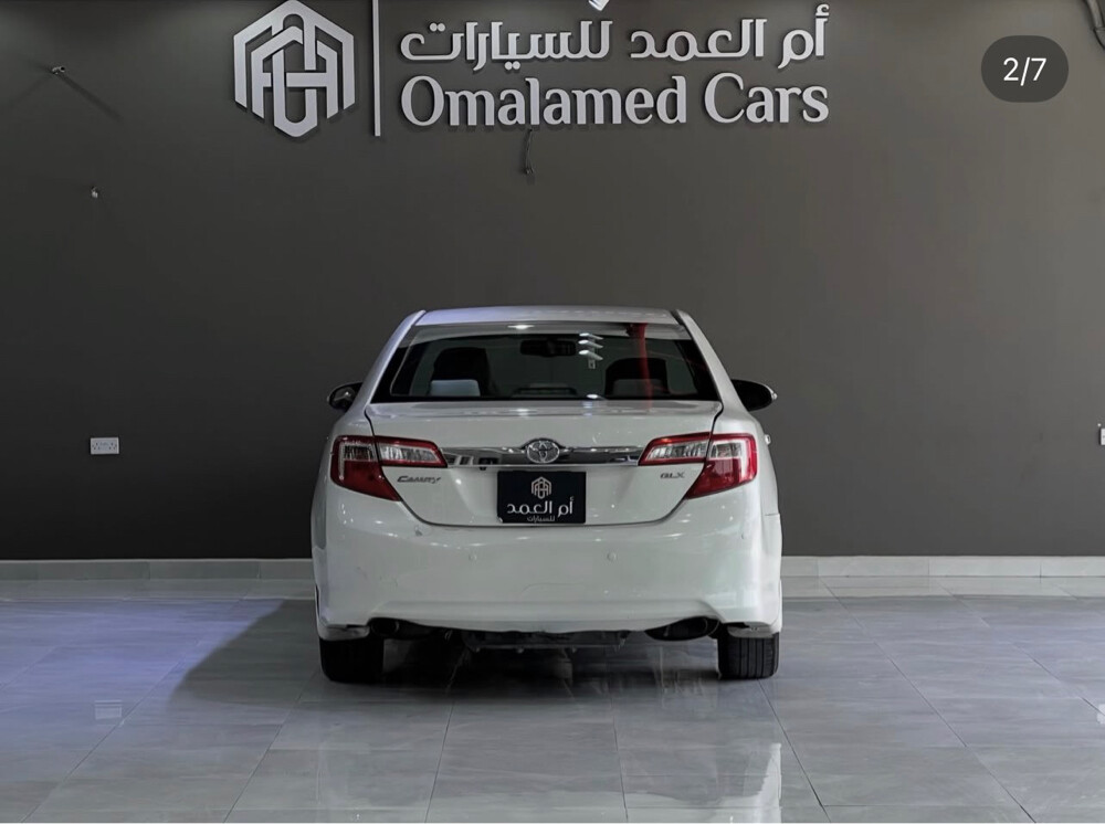الشركة : تويوتا الفئه : كامري - 2