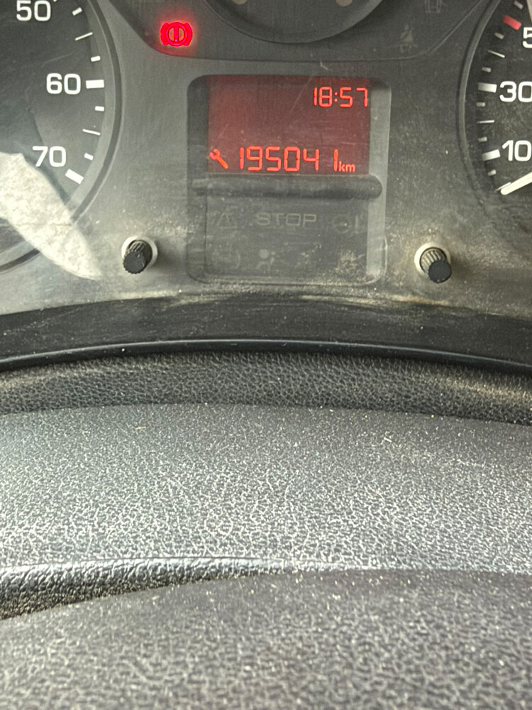 بيجو فان  - 9