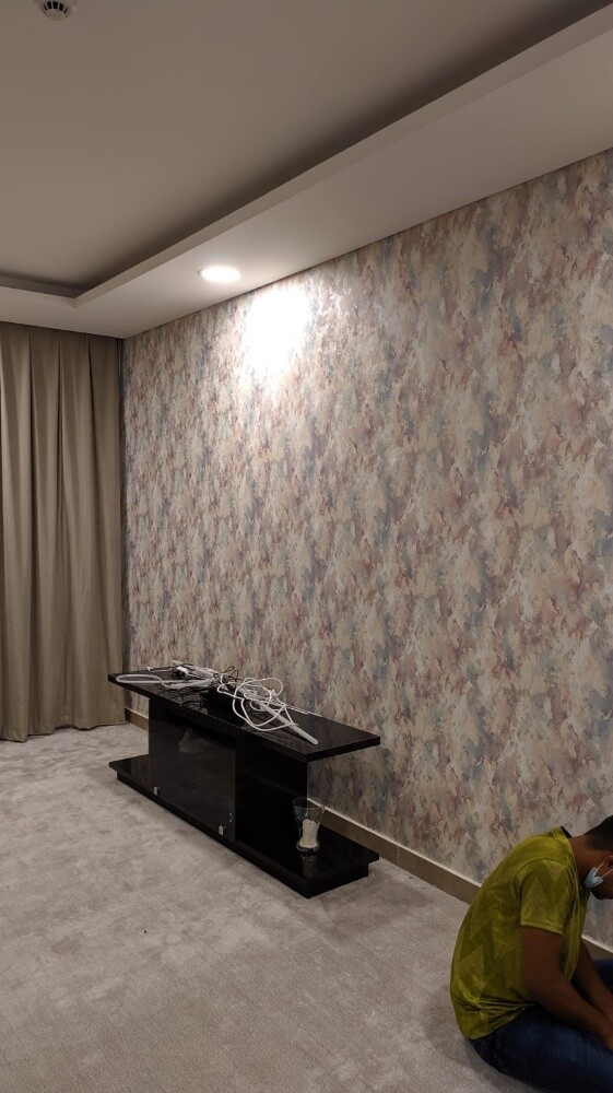 Wallpaper curtain gyps paint - 1