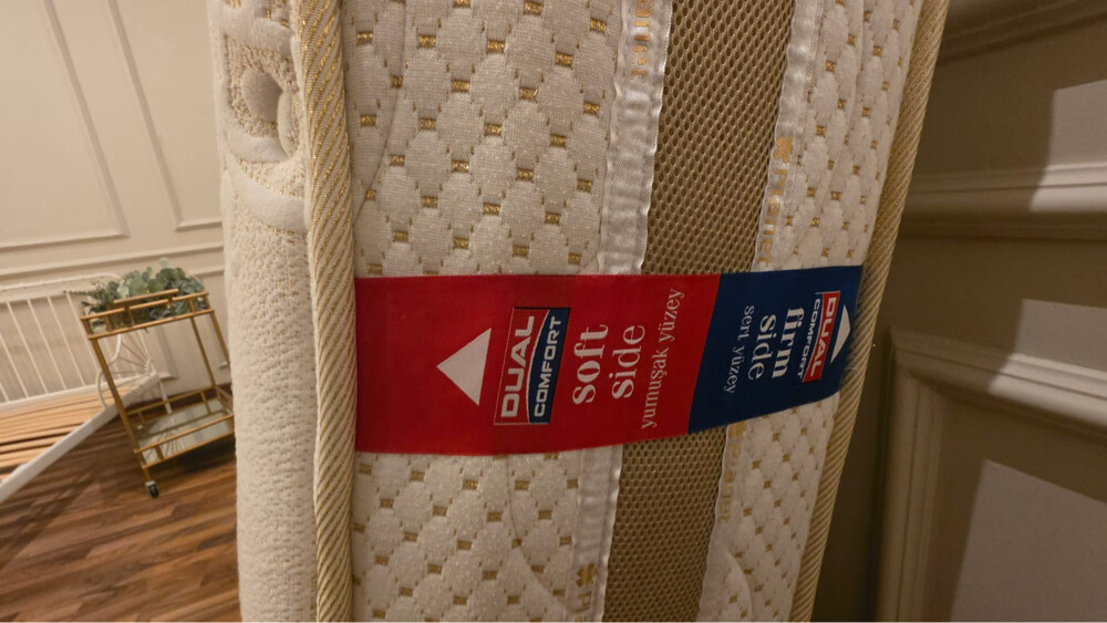 Large mattress excellent condition - 3