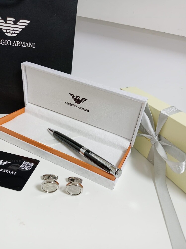 Armani - 4