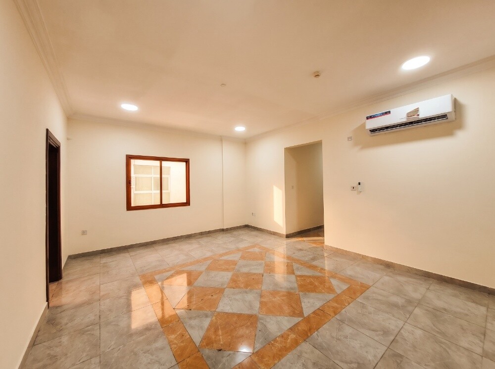 للبيع عماره مميزه  الدوحه الجديده - 3