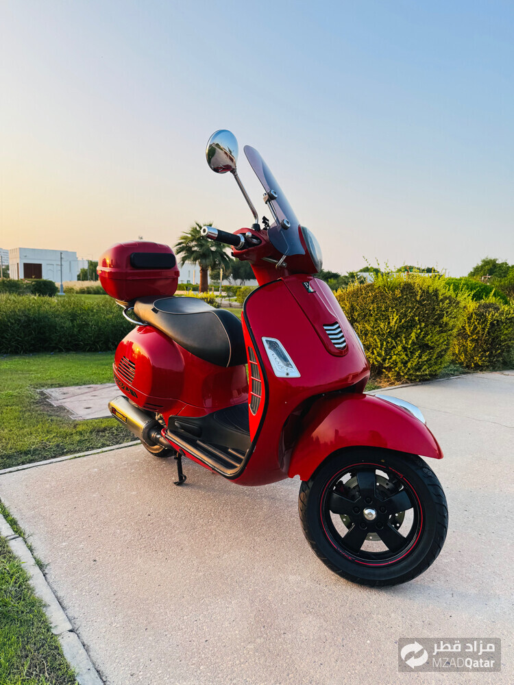 vespa 300GTS  - 5