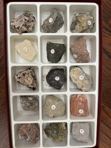 احجار - 1