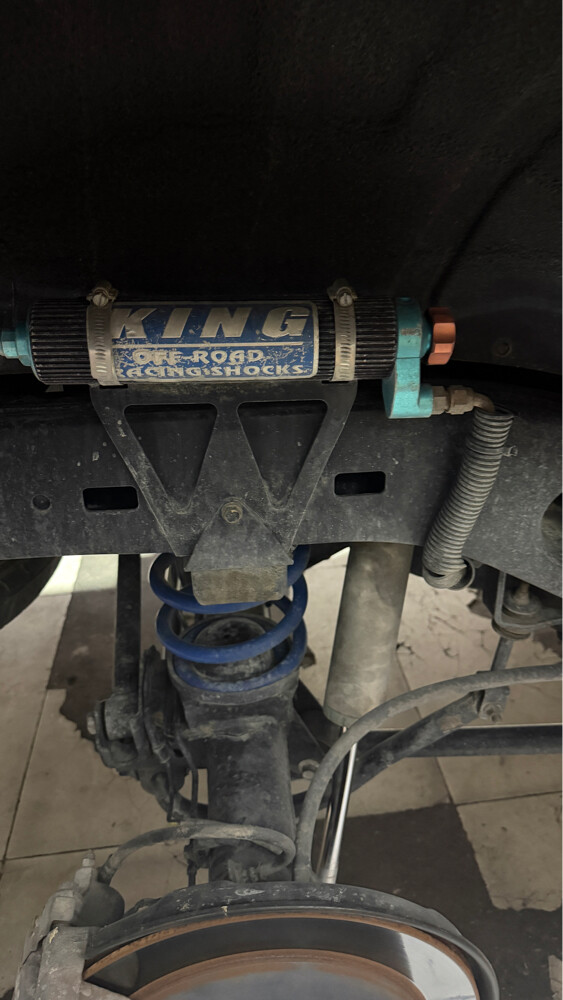 FULL KING 2.5 SUSPENSION SETUP  - 3