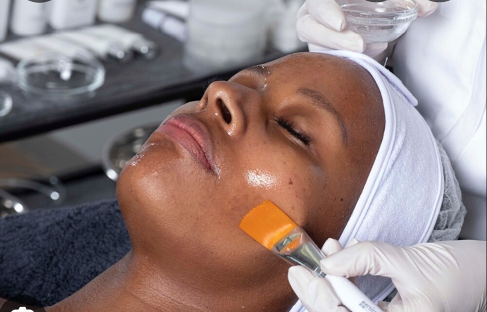 beauty therapist/ spa - 2