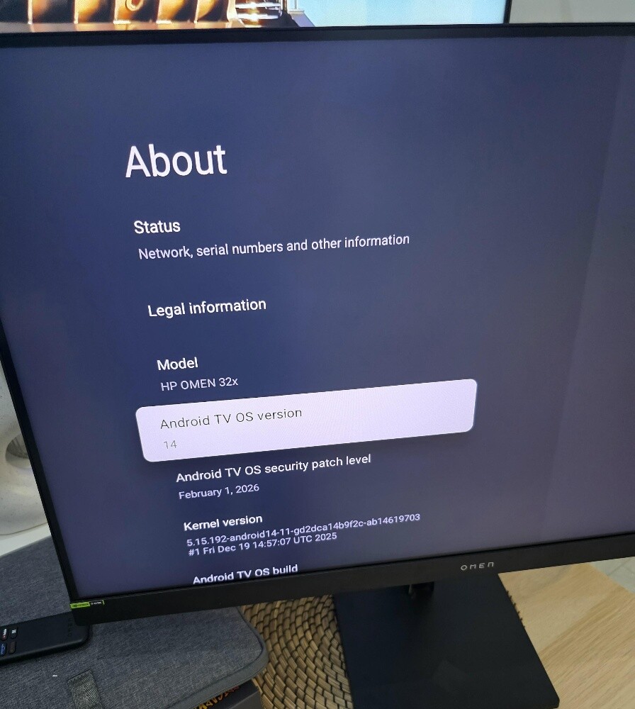 HP OMEN 32x31.5" Gaming Monitor - 9