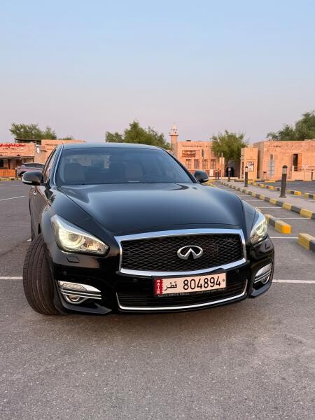 إنفينيتي ٧٠ ٣٧ موديل ٢٠١٦ - 1