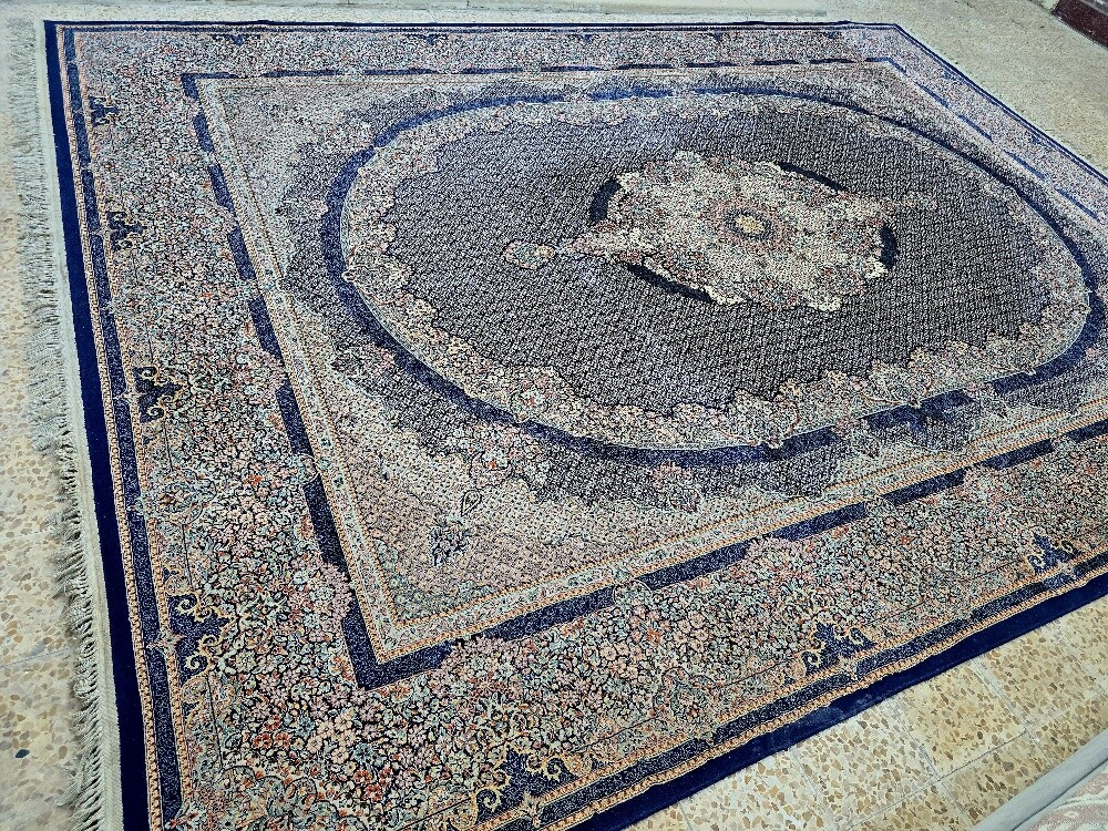 سجاد للبيع بحالة ممتازة - 2
