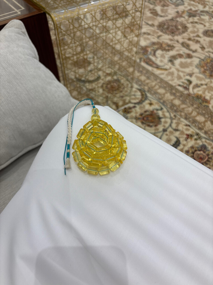 مسباح كهرم شفاف  - 2