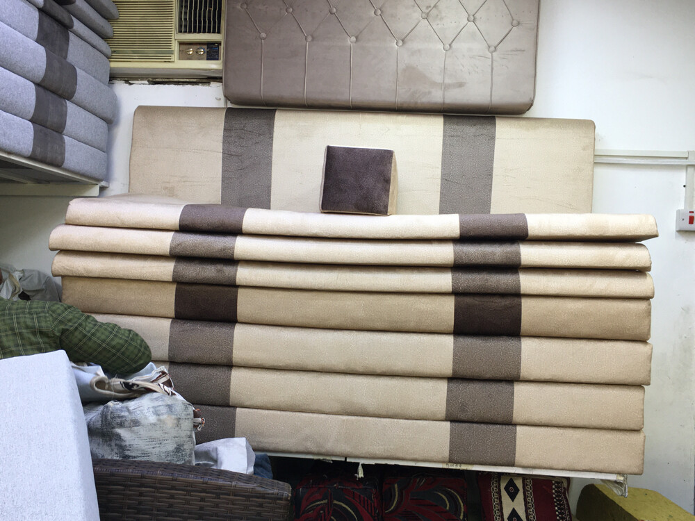CURTAINS MAJLIS CARPET WALLPAPER - 11