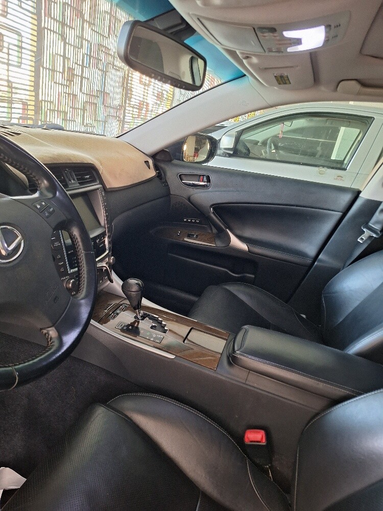 Lexus IS 2010 | Good Conditions - 5