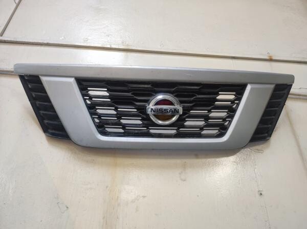 Urvan NV350 Grille-City side Mirro - 1