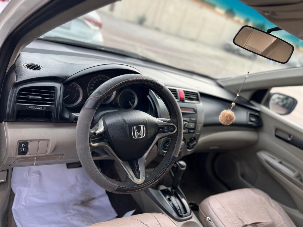 HONDA CITY 2013 - 6
