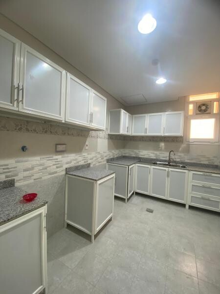 شقق اول ساكن بالعزيزيه 3 غرف - 4