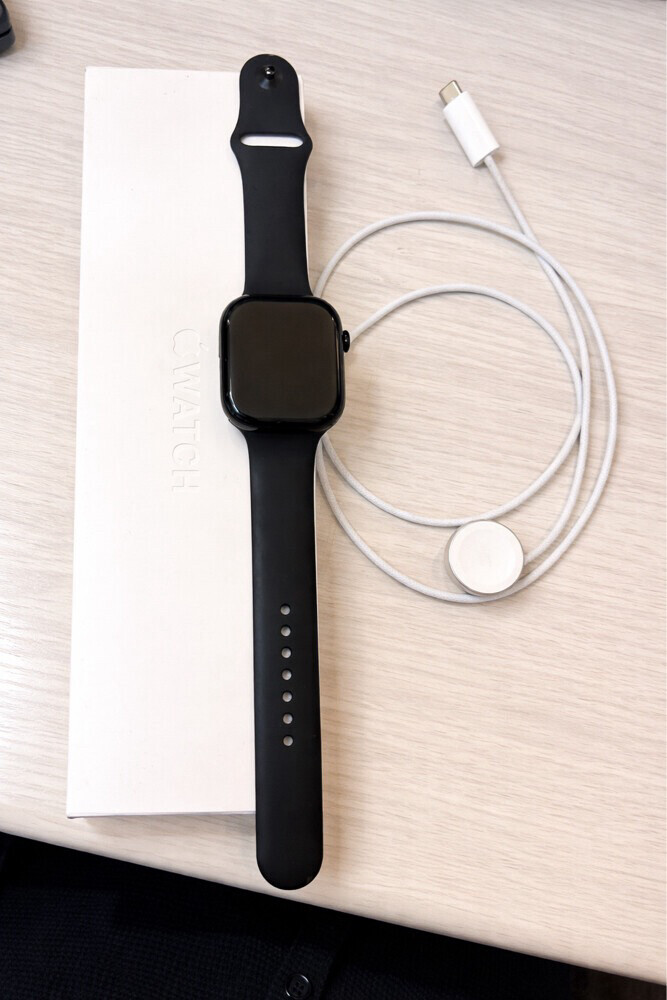 Apple watch series 11 46mm   - 2